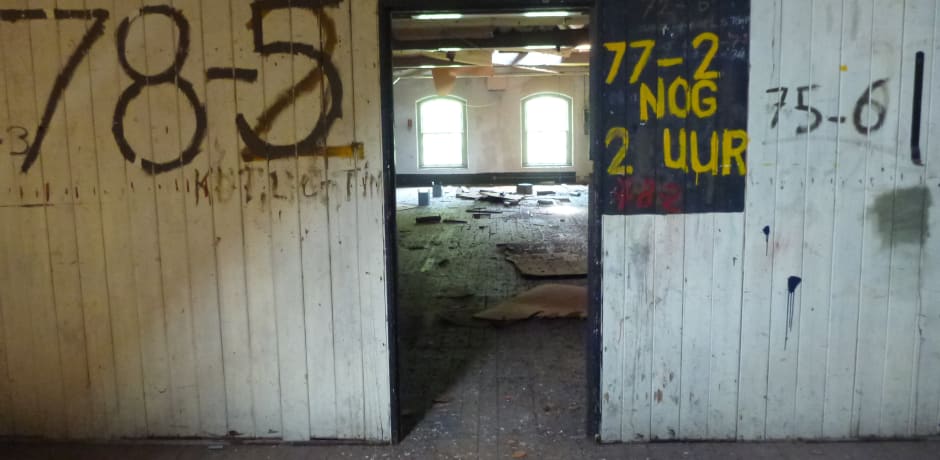 Graffiti in militaire kazerne in Ede